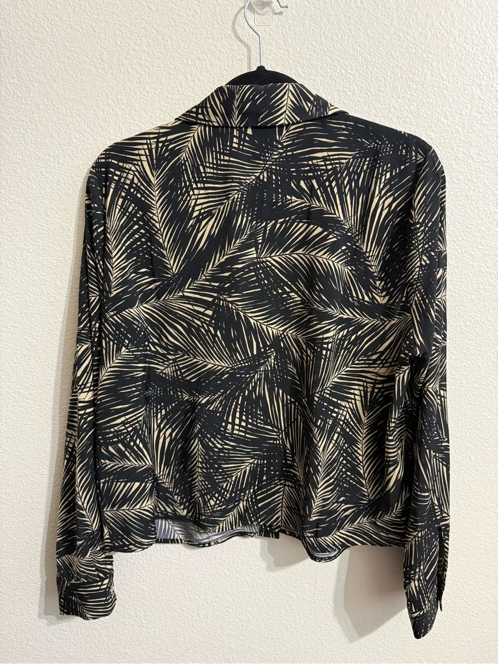 Michael Kors Woven Palm-Print Button Front Blouse - Black/Cream